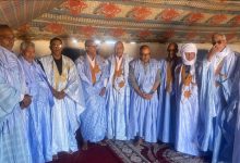 صورة وفد قيادي من حزب الإصلاح يتوجه إلى مدينة وادان للمشاركة في مهرجان مدائن التراث