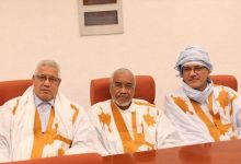 صورة حزب الإصلاح يشارك في مراسم تسليم أحزاب الأغلبية الرئاسية ردها الجماعي على وثيقة الحوار الوطني